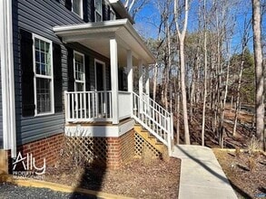 6 Barkley Ln in Palmyra, VA - Building Photo - Building Photo