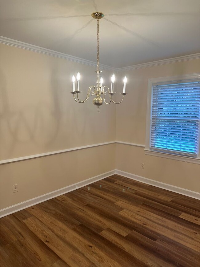 2650 Grosvenor Pl in Winston-Salem, NC - Building Photo - Building Photo