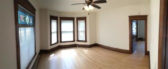 1044 College St N in Fargo, ND - Building Photo