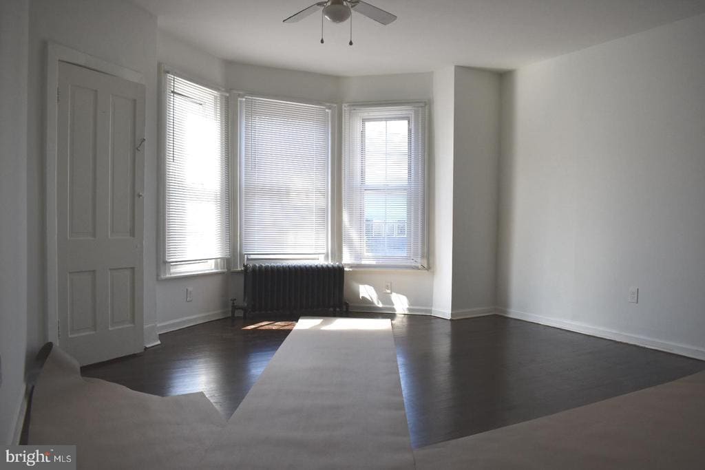 6031 Market St in Philadelphia, PA - Building Photo