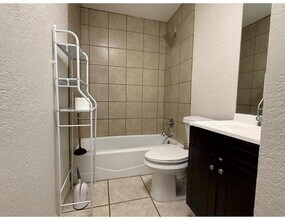 1201 E Nobles Ave in Midland, TX - Building Photo - Building Photo