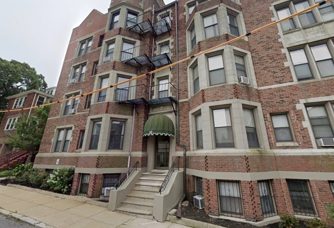 26 Commonwealth Terrace in Boston, MA - Building Photo - Building Photo