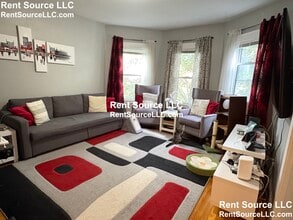 72 Allston St, Unit 2 in Cambridge, MA - Building Photo - Building Photo