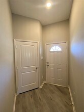 16620 Merry Pines Dr in Conroe, TX - Foto de edificio - Building Photo