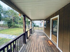 17 Maple Ln in Asheville, NC - Building Photo - Building Photo