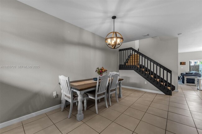 3763 SE 2nd St in Homestead, FL - Foto de edificio - Building Photo