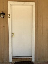1351 Leonard Ave in Modesto, CA - Building Photo - Building Photo