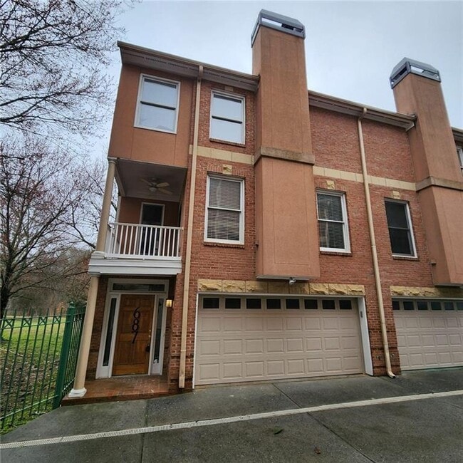 property at 687 Bonaventure Ave NE