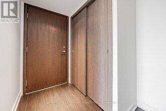 17-1517 Bathurst St in Toronto, ON - Building Photo - Building Photo