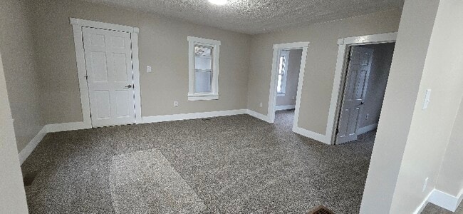 419 Clayton St in Rochester, IN - Building Photo - Building Photo