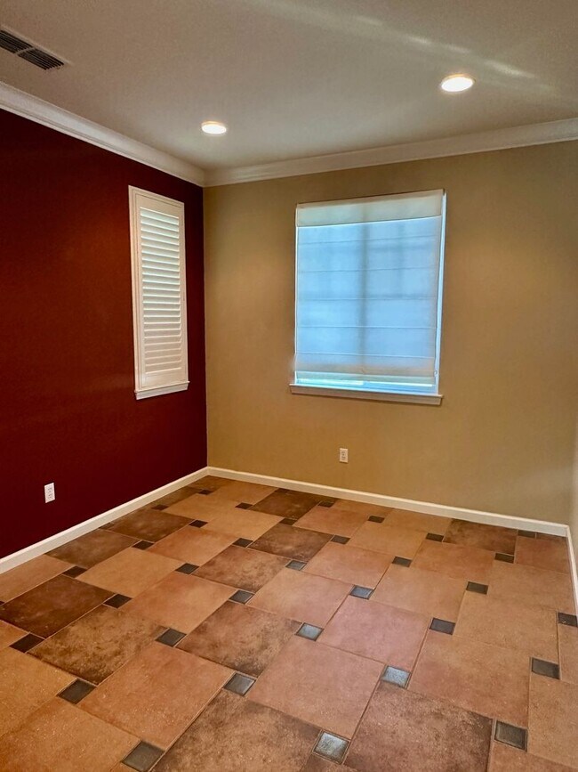 110 Alexandra Park in Orland, CA - Building Photo - Building Photo