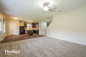 3422 Coahuila Way in San Antonio, TX - Foto de edificio - Building Photo