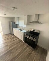 1620 Ewing Ave, Unit 1620 Ewing Ave in Clearwater, FL - Building Photo