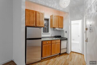 205 E 89th St in New York, NY - Building Photo - Building Photo