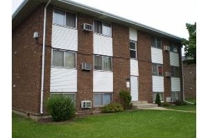 7820 Venus St in Loves Park, IL - Foto de edificio - Building Photo