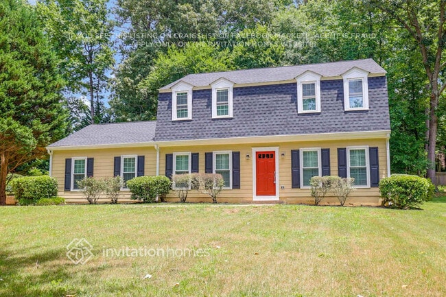 property at 3904 Vinyard Way NW