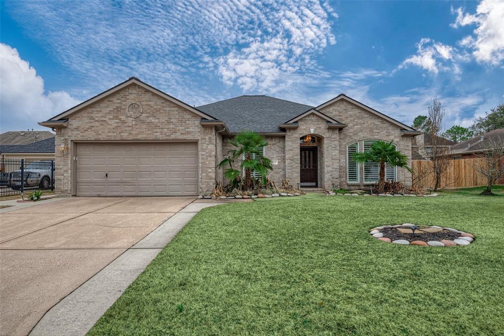 8222 Shady Ace Ln in Humble, TX - Building Photo