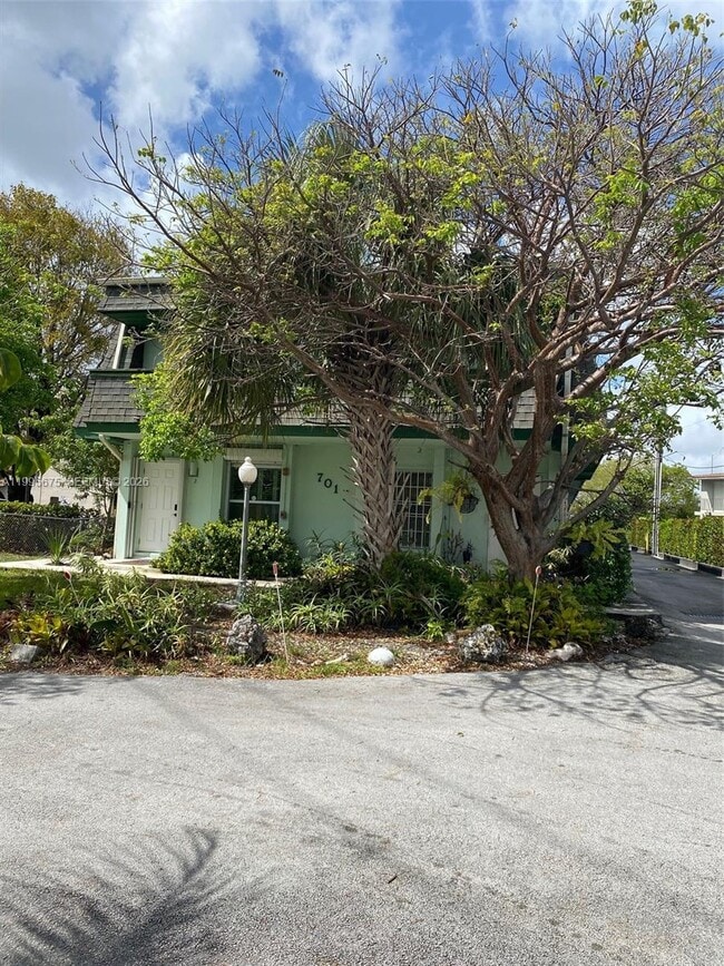 property at 701 S Royal Poinciana Blvd