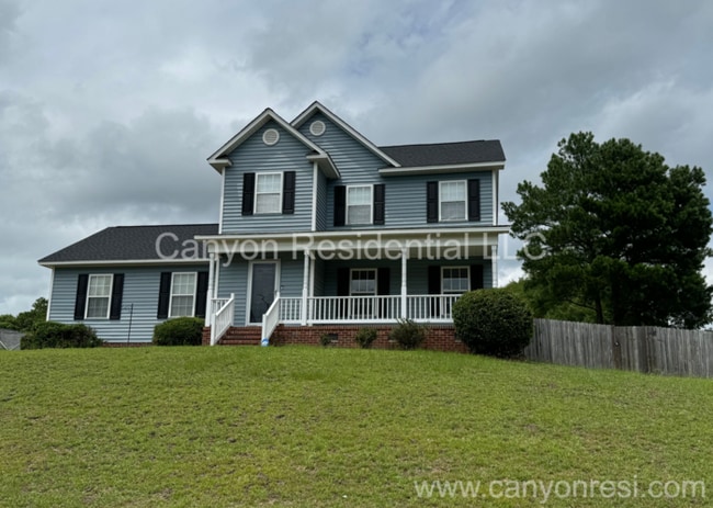 5635 Thackeray Dr