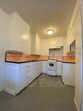 155 1/2 North St in Taft, CA - Foto de edificio - Building Photo