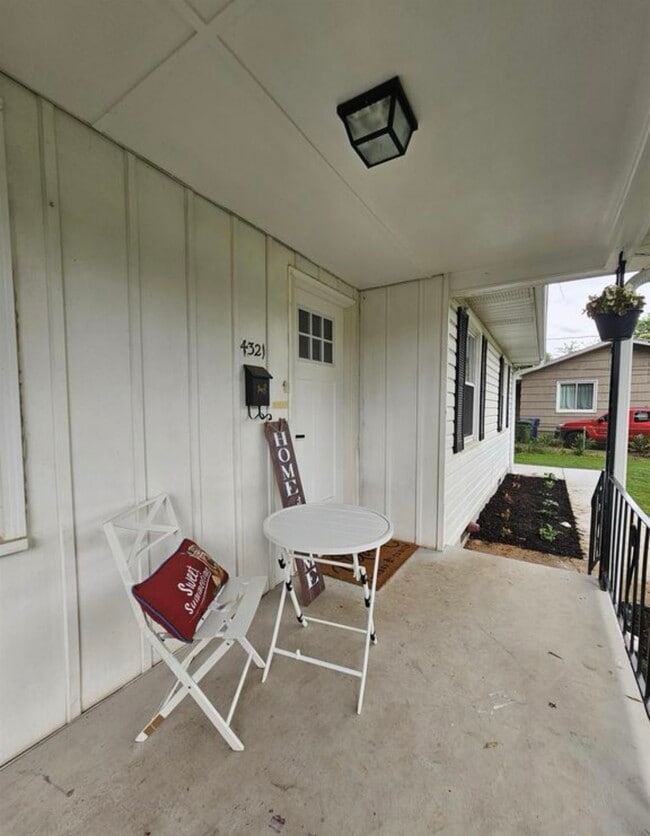 4321 Arlington Ct NW in Huntsville, AL - Building Photo - Building Photo