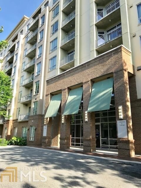 711 Cosmopolitan Dr NE in Atlanta, GA - Foto de edificio - Building Photo