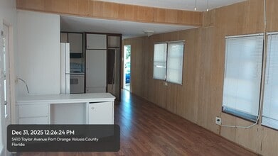 5410 Taylor Ave in Port Orange, FL - Building Photo - Building Photo