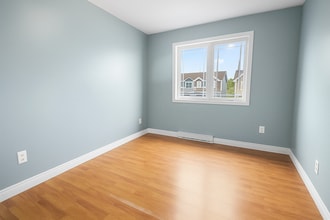 60 Hopedale Crescent in St John's, NL - Building Photo - Building Photo