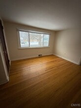 103 Drexler Ave S in Liverpool, NY - Building Photo - Building Photo