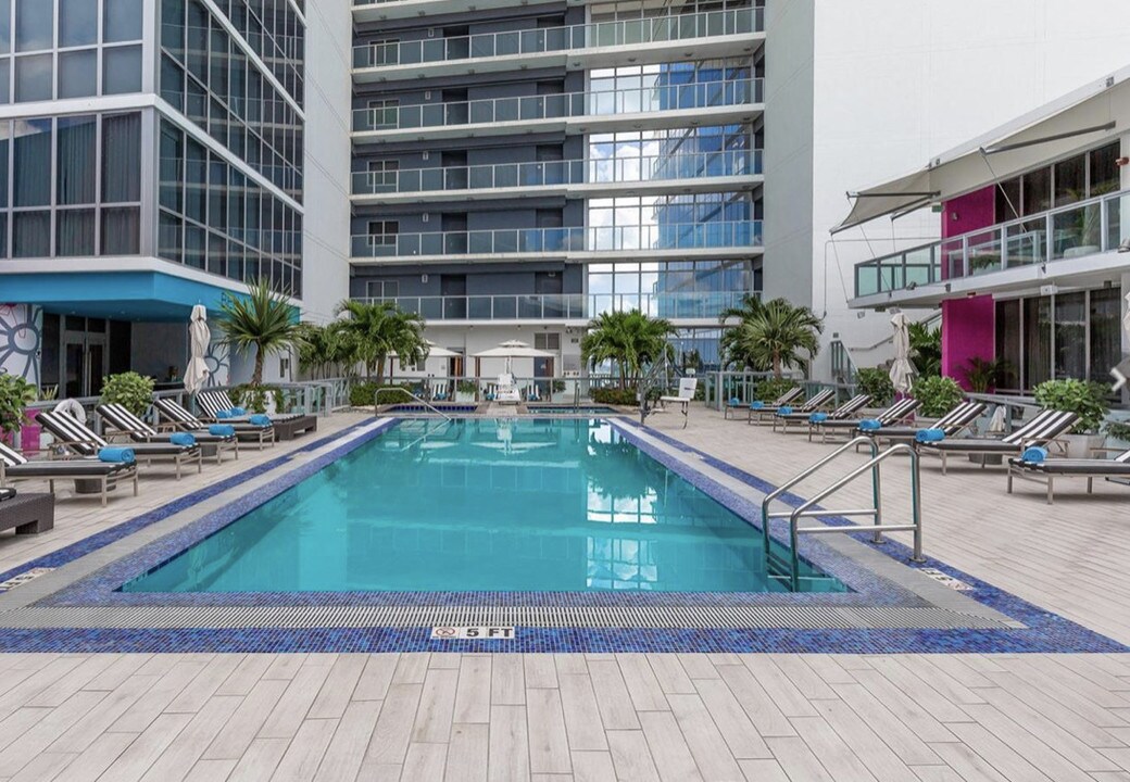 1100 Biscayne Blvd, Unit 1504 in Miami, FL - Building Photo