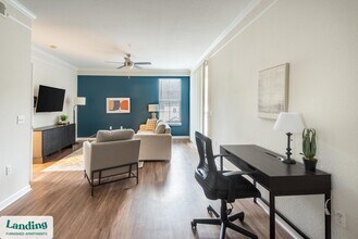 2801 Biltmore Park Dr in Orlando, FL - Building Photo - Building Photo