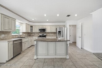 969 Alpine Ridge Ct in Orange Park, FL - Building Photo - Building Photo