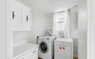 31 Falcon St, Unit 2 in Boston, MA - Building Photo