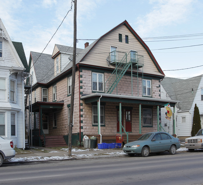 209-211 E 2nd St in Berwick, PA - Foto de edificio - Building Photo