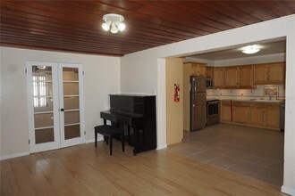 4845-4825 25th Ave N in St. Petersburg, FL - Foto de edificio - Building Photo