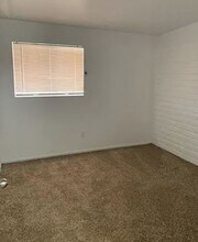 4170 E 32nd St in Tucson, AZ - Foto de edificio - Building Photo