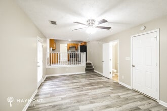 800 Kilkenny Cir in Lithonia, GA - Foto de edificio - Building Photo