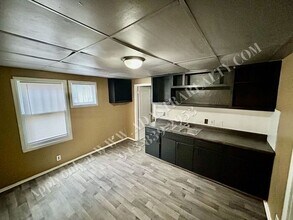 616 S Hardy Ave in Independence, MO - Building Photo - Building Photo