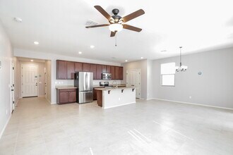 16636 W Jenan Dr in Surprise, AZ - Building Photo - Building Photo