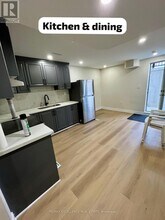 27 Bachelor St in Brampton, ON - Building Photo - Building Photo