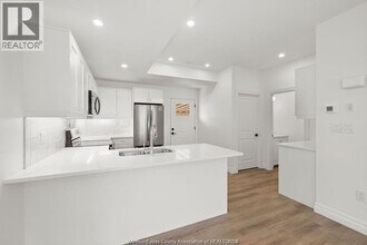 22 Gordon Ave in Essex, ON - Building Photo - Building Photo