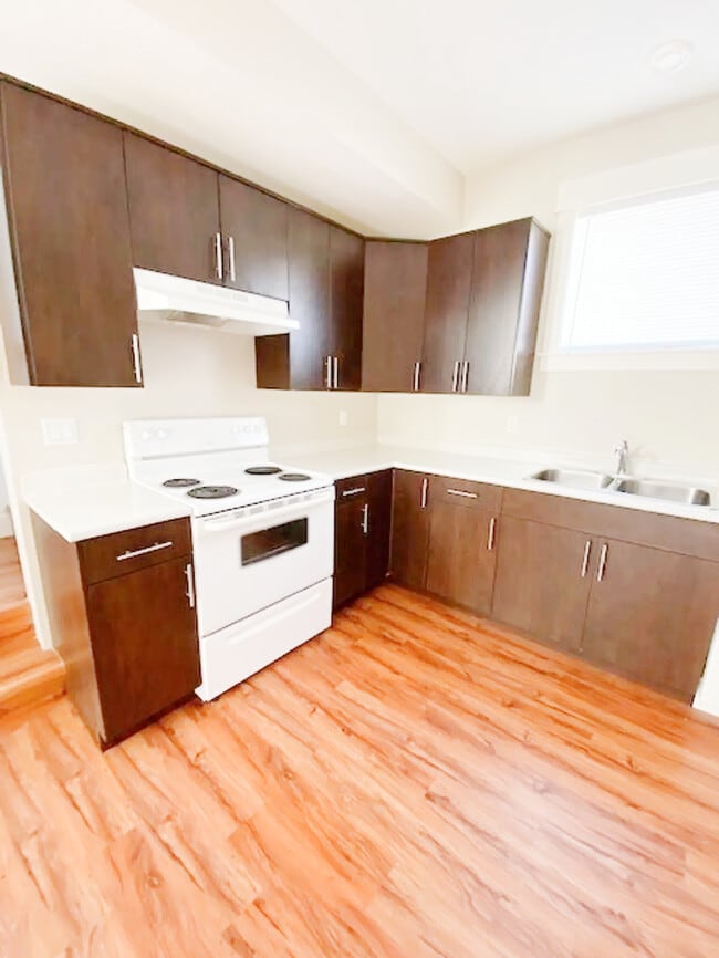 property at 9113 101 Ave