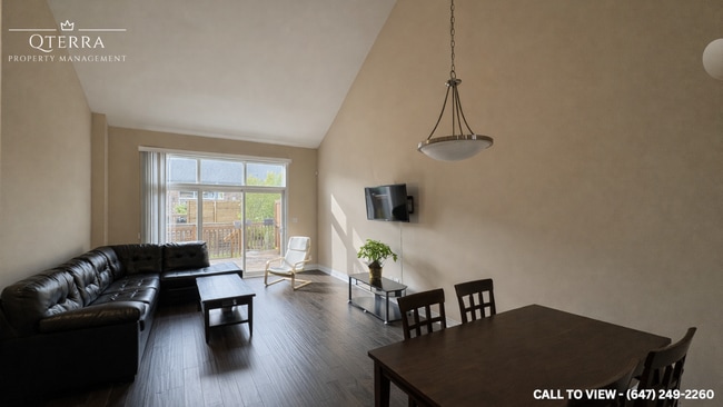 property at 7607 Green Vista Gate
