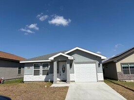 1020 Tesoro Stone in Del Rio, TX - Building Photo