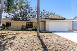 552 SW Badger Terrace in Port St. Lucie, FL - Building Photo