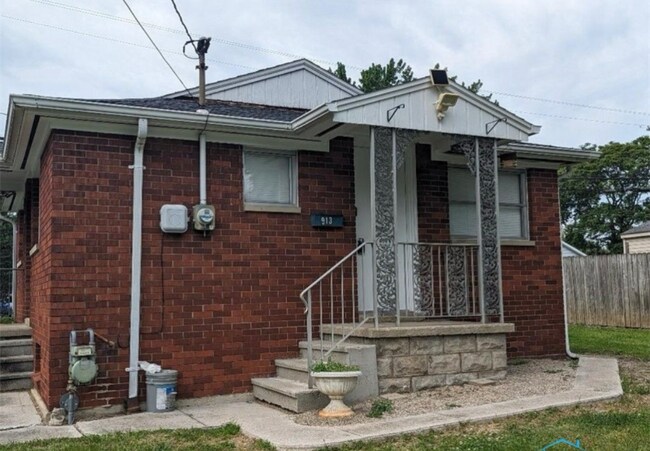 913 Fox St in Findlay, OH - Building Photo - Building Photo