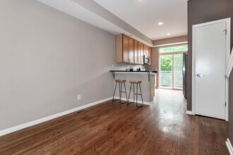 2872 W 11th St in Cleveland, OH - Building Photo - Building Photo