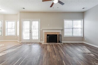 652 Stonemill Manor in Lithonia, GA - Building Photo - Building Photo