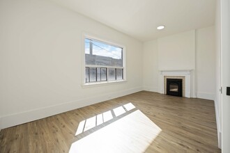 406 Roncesvalles Av in Toronto, ON - Building Photo - Building Photo