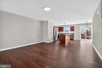 2012 Crepe Myrtle Ln in Culpeper, VA - Building Photo - Building Photo